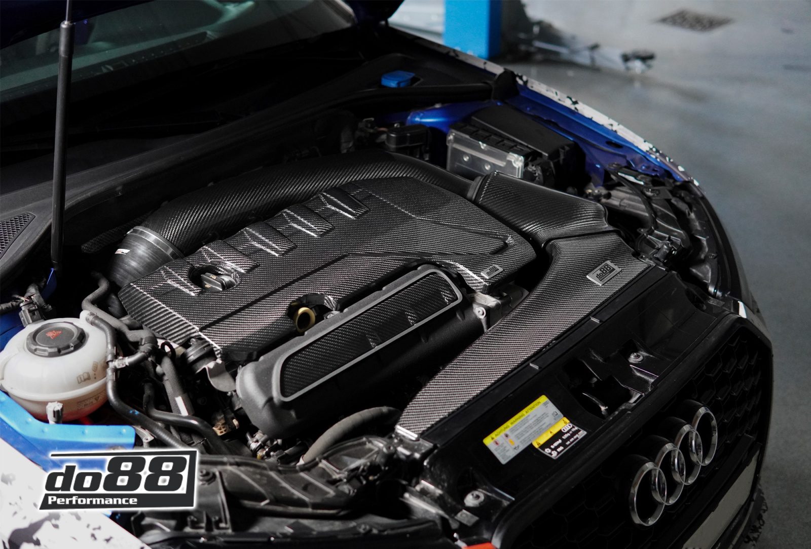 Audi RS3 8V.2 & 8Y / TTRS 8S Cache moteur et admission carbone